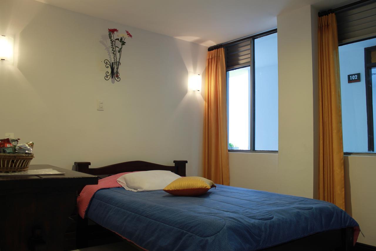 Hotel Royal Suite Manizales Bagian luar foto